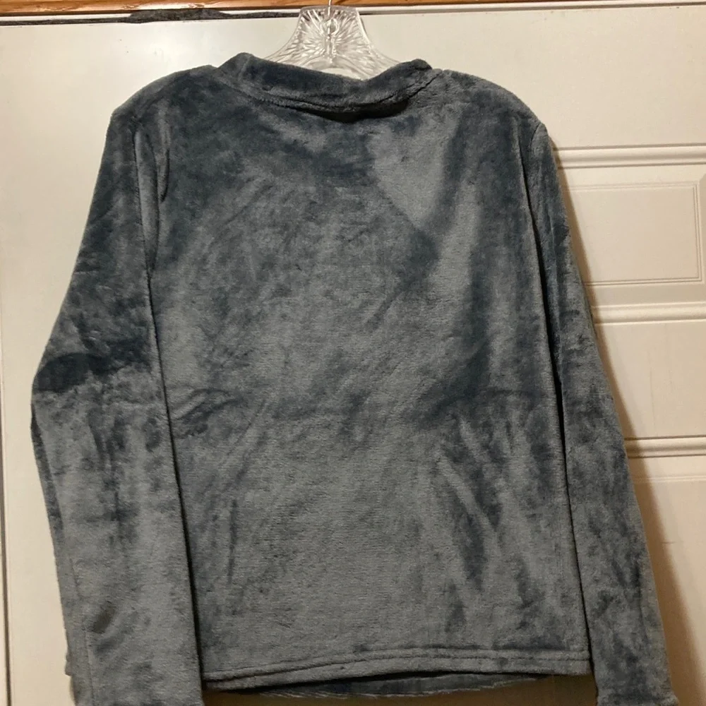 Gray Plush Pajama Top with Thumper Embroidery‎ M NWT - Picture 4 of 5